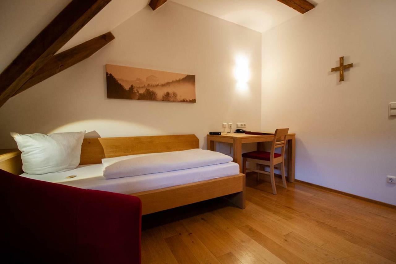 קלהיים Gaestehaus St. Georg - Weltenburger Klosterbetriebe Gmbh מראה חיצוני תמונה